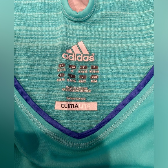 🩵Bright turquoise adidas top - Picture 3 of 5